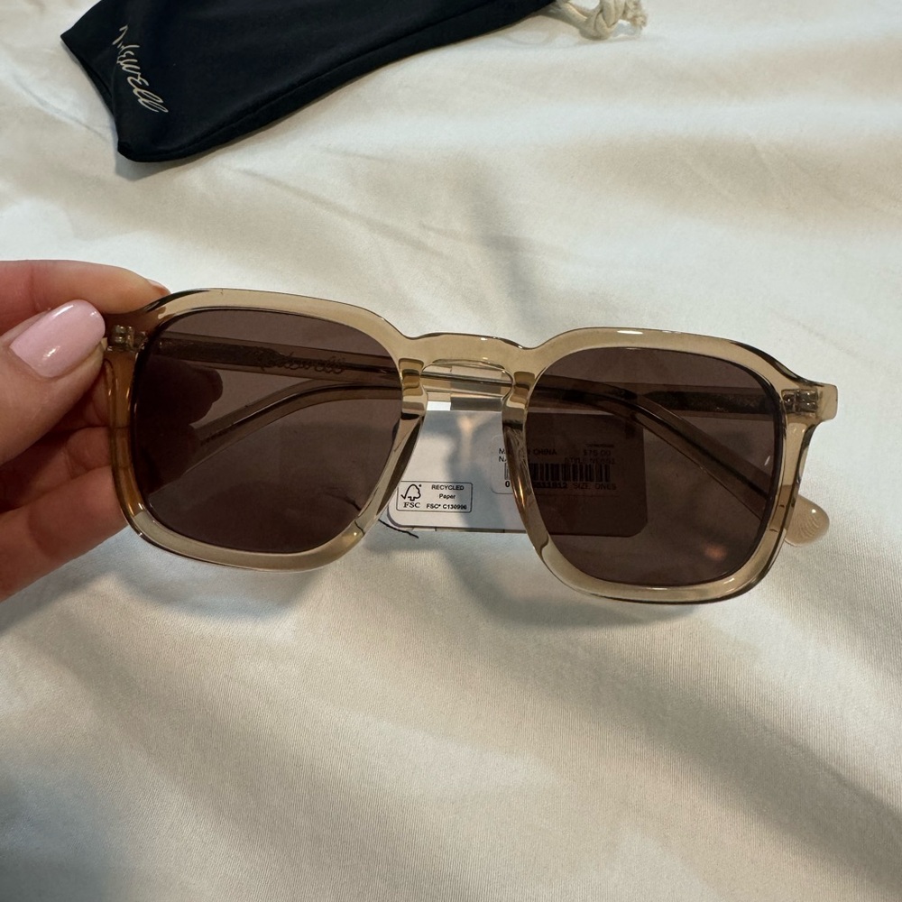 Madewell Tan and Brown Sunglasses